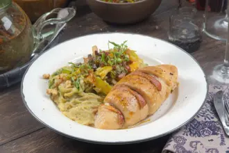 How To Make Stuffed Chicken Breast With Bacon