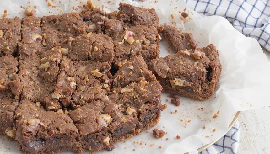 Low Carb Brownies With Walnuts