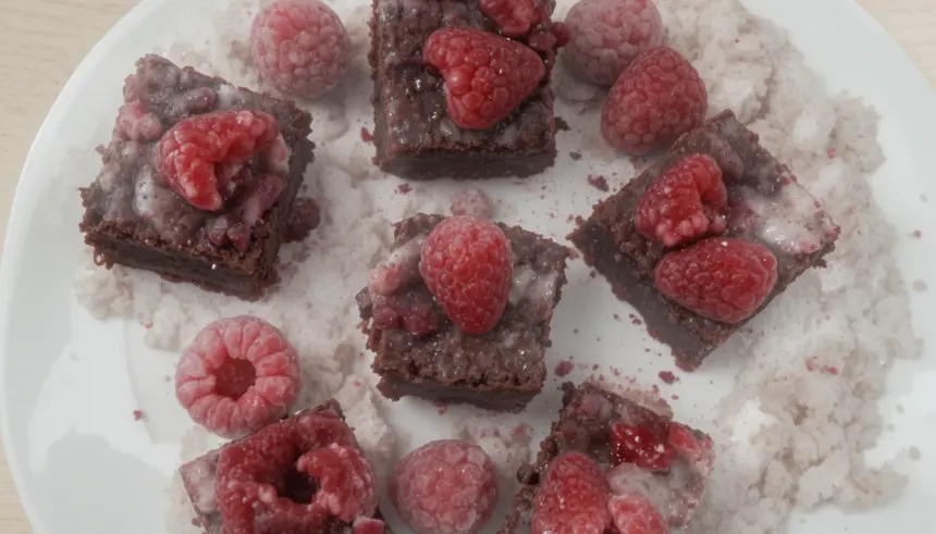 Brownies With Fresh Raspberries