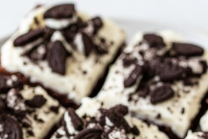 Oreo Brownies With Oreo Frosting