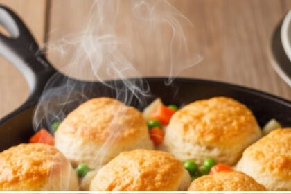 Chicken Pot Pie Bubble Up Casserole Easy Recipes