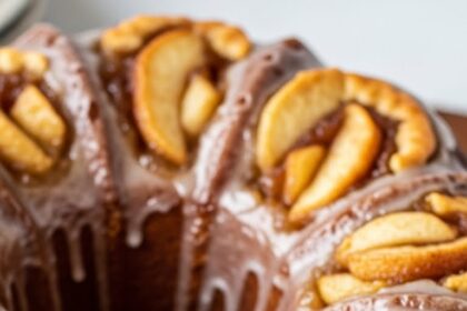 Bundt Cake With Apple Pie Filling