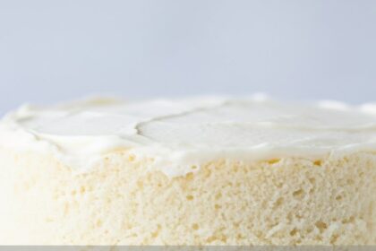 White Cake With Apple Pie Filling