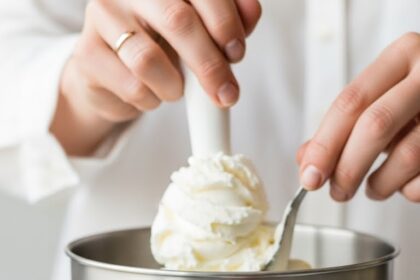 How To Make Frozen Yogurt With Frozay