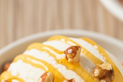 Ice Cream With Nuts And Honey