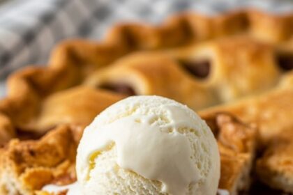 Homemade Apple Pie With Vanilla Ice Cream
