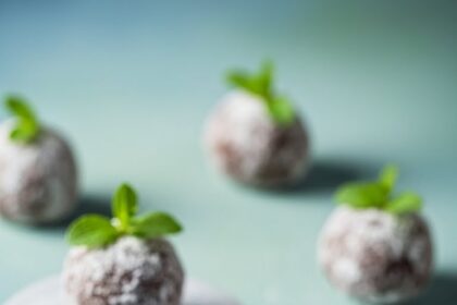 Oreo Truffles With Mint Extract