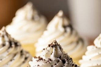 No Bake Cheesecake Cups With Cool Whip