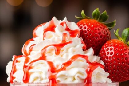 Strawberry Shortcake Boozy Milkshake