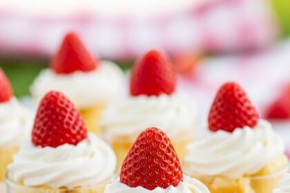 Strawberry Shortcake Shooters Mini Desserts