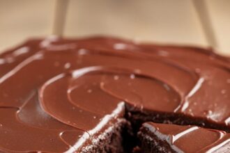 Easy Chocolate Sheet Cake