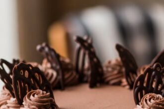 Vintage Cake Chocolate