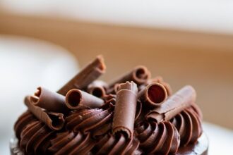 Small Chocolate Cake