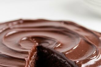 Butter Cake With Chocolate Frosting