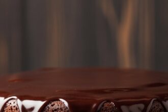 Chocolate Cake Glaze