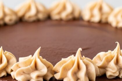 Chocolate Cake With Peanut Frosting