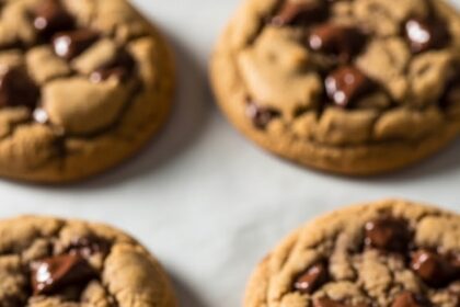 Oversized Chocolate Chip Cookies