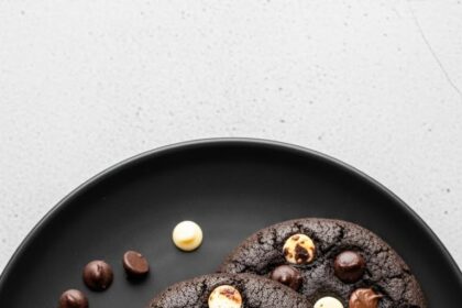 Black Sesame Chocolate Chip Cookies