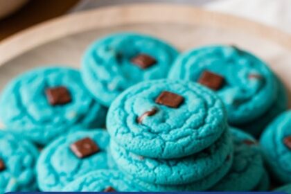 Blue Chocolate Chip Cookies