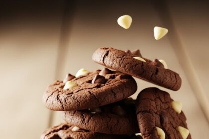 Chocolate And White Chip Cookies
