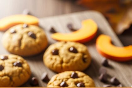 Keto Pumpkin Chocolate Chip Cookies