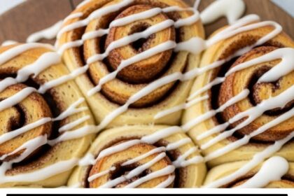 Soft Fluffy Sourdough Cinnamon Rolls