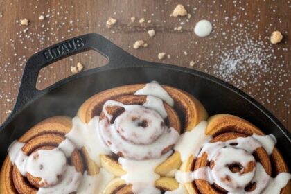 Food Cinnamon Rolls