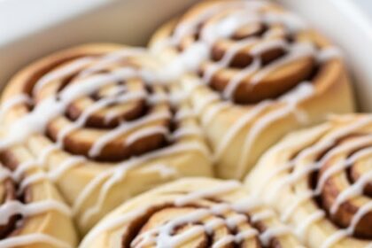 Easy Yeast Cinnamon Rolls Recipe