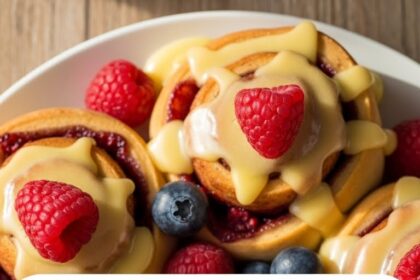 Raspberry Cinnamon Rolls With Lemon Glaze