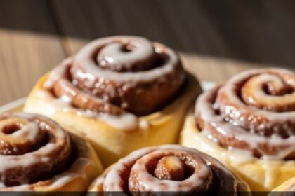 Lemon Cinnamon Rolls