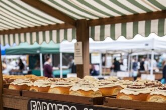 Farmers Market Cinnamon Rolls