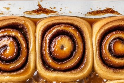 Caramel Cinnamon Rolls Homemade