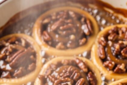 Caramel Pecan Cinnamon Rolls Homemade