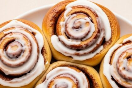 Gooey Cinnamon Rolls