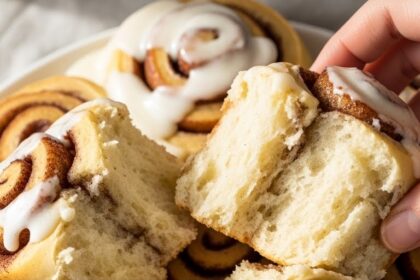 Canned Cinnamon Rolls With Heavy Cream