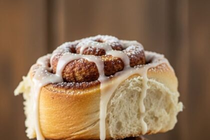 Tik Tok Cinnamon Rolls With Heavy Cream