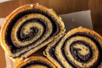 Poppyseed Cinnamon Rolls