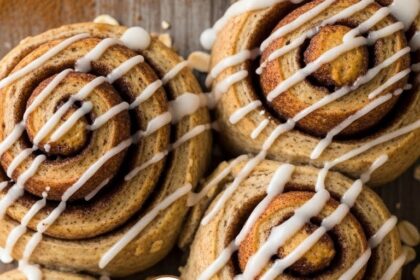 Oat Cinnamon Rolls