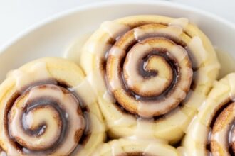 Cinnabon Cinnamon Rolls