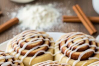 Cinnamon Rolls With Almond Flour