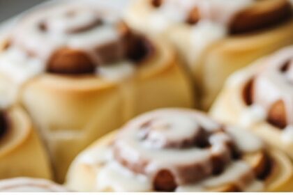 Pudding Cinnamon Rolls