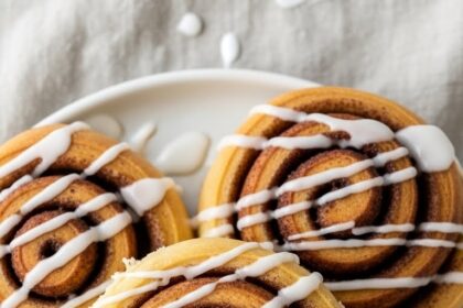 Cinnamon Rolls Without Eggs