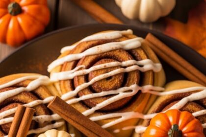 Cinnamon Rolls Fall