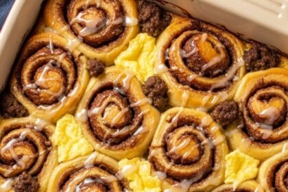 Breakfast Casserole With Cinnamon Rolls And Sausage