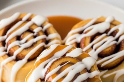 Ooie Gooie Cinnamon Rolls