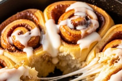 Ooey Gooey Cinnamon Rolls