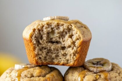Moist Vegan Banana Muffins