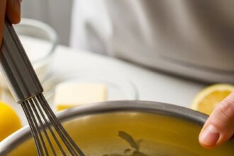 Easy Hollandaise Sauce